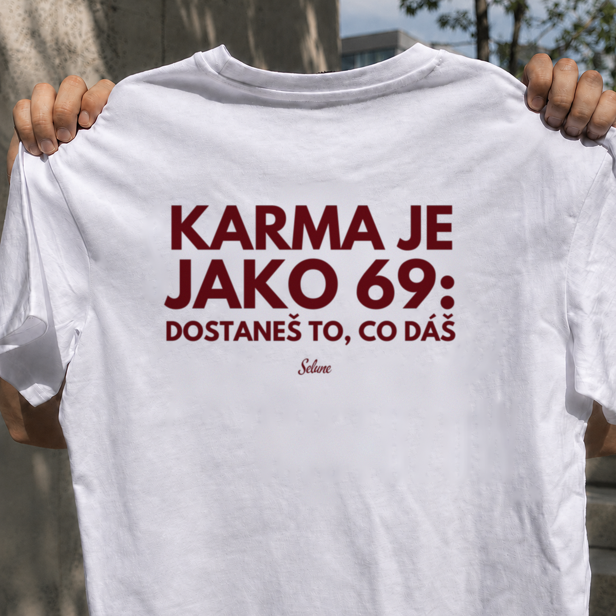 Karma je jako 69 Bílá